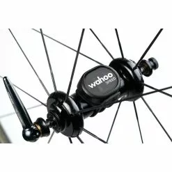 Wahoo Fitness Wahoo Elemnt Roam Bundle - Set Aus GPS-Fahrradcomputer + Tickr 2 Stealth Herzfrequenzmesser + RPM Sp -Fahrrad Verkaufsgeschäft 59202731 05lQWEAd7TUkQWG 1280x1280