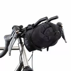 Restrap Race Aero Bar Bag Tasche Für Triathlon-Auflieger Schwarz (7 Liter)