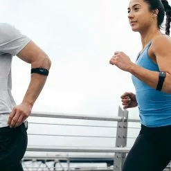 Wahoo Fitness Wahoo Tickr Fit Optischer Herzfrequenzmesser Dualband Bluetooth Smart & ANT+ Pulsmesser -Fahrrad Verkaufsgeschäft 59203880 062g1q03Bd4FMua 1280x1280