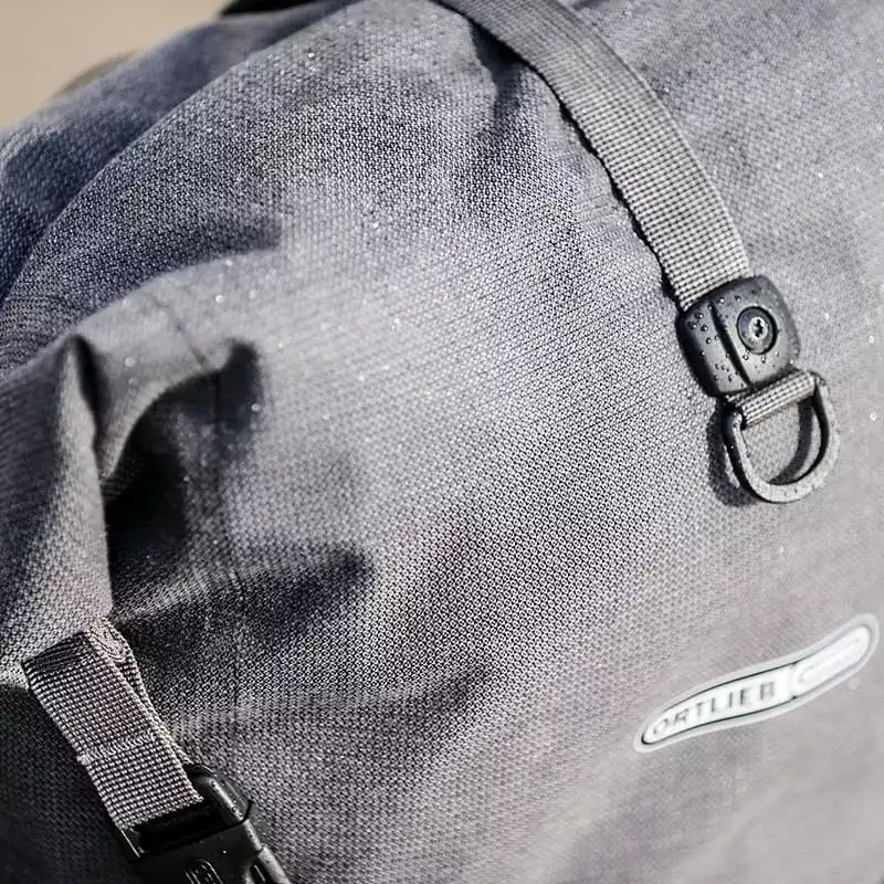 ORTLIEB Back Roller Urban QL 2.1 - Die City-Fahrradtasche - Grau 5 ORTLIEB Back Roller Urban QL 2.1 - Die City-Fahrradtasche - Grau – Bild 3