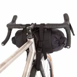 Restrap Bar Bag Large - Lenkerholster Mit Tasche 14 Liter Und Food Pouch 3 L Schwarz -Fahrrad Verkaufsgeschäft 68923638 06gTSJk8UmUVy4G 1280x1280