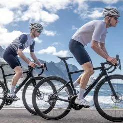 Everve Ezero Sattel Schwarz | S3 | Männer -Fahrrad Verkaufsgeschäft 68924085 06 1280x1280