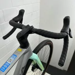 [EINZELSTÜCK] Orbea TERRA M21e TEAM 1X Silber/Grün Gr. S -Fahrrad Verkaufsgeschäft 68925351 04 1280x1280